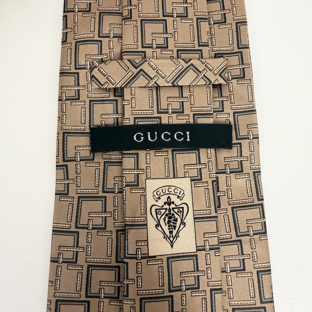 Gucci Men's Tie Geometric "GG" Logo Cigar Brown Silk Italy 3.75" (W) 58" (L) euc